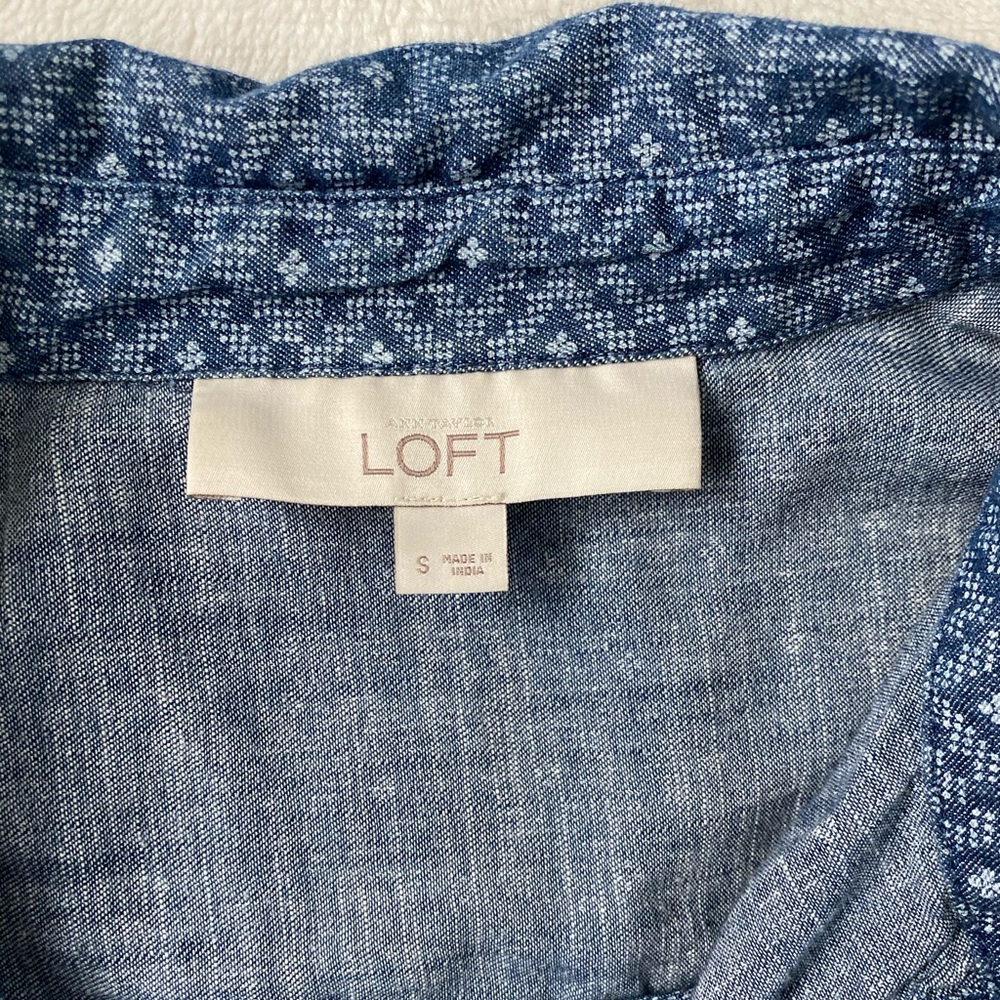 Ann Taylor Loft Diamond Button Down Shirt - Picture 2 of 7